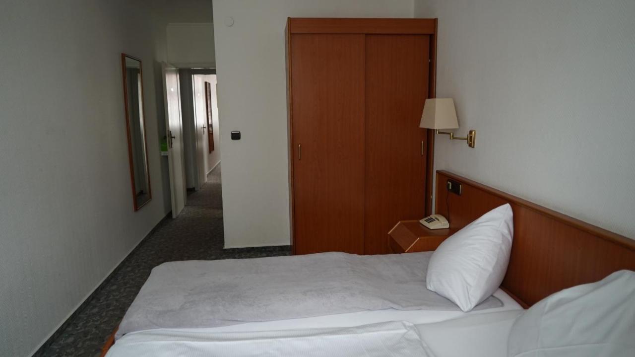 Hotel Landhaus Greene Айнбек Экстерьер фото
